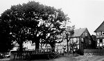Der Gerichtsplatz in Walburg, um 1935/40 Vorschaubild
