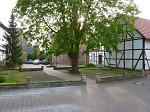 Der Gerichtsplatz in Frieda mit Kastanie, 2010 Vorschaubild