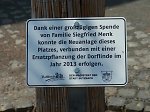 Hinweisschild bei der neu gepflanzten Linde in Kirch-Göns Vorschaubild